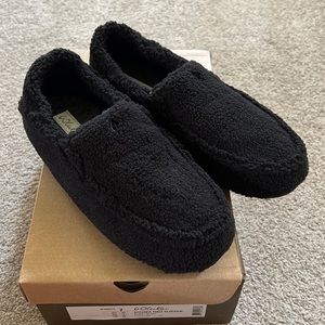 NWT Olukai Nohea Hea Slippers Black -Size 7